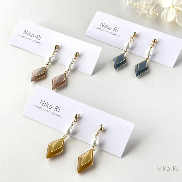 シェイプしずく×コットンパールのポストピアス(イヤリングなどに変更可)