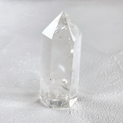 クリスタルポイント（ポリッシュ）虹入り【B】48g・水晶ポイント