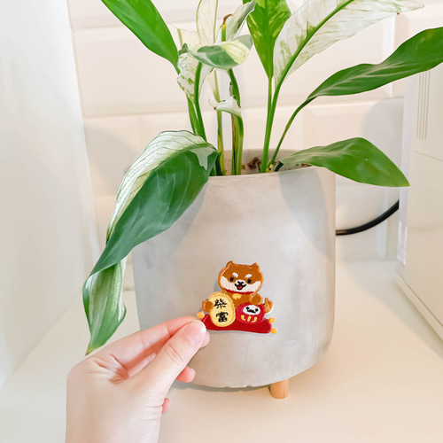 handmade♡ステッカーorアイロンOK♡ かわいい小物】アイロン刺繍ステッカー・荷物ステッカー・防水