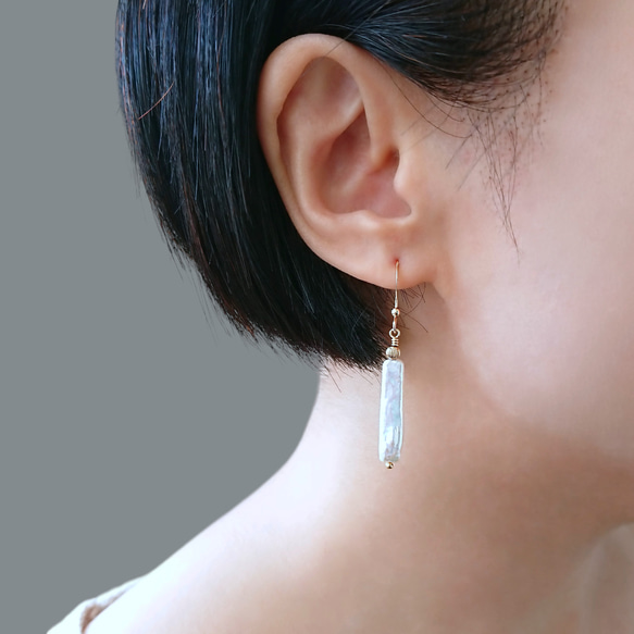巴洛克淡水珍珠 長條形 14Kgf 包金耳勾耳環 | 復古唐頓 第1張的照片