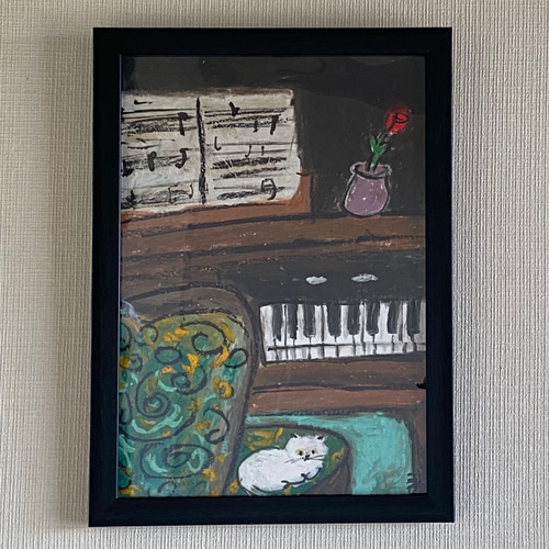 絵画。壁掛け原画【ピアノの部屋の椅子の上の白い猫と美しい花