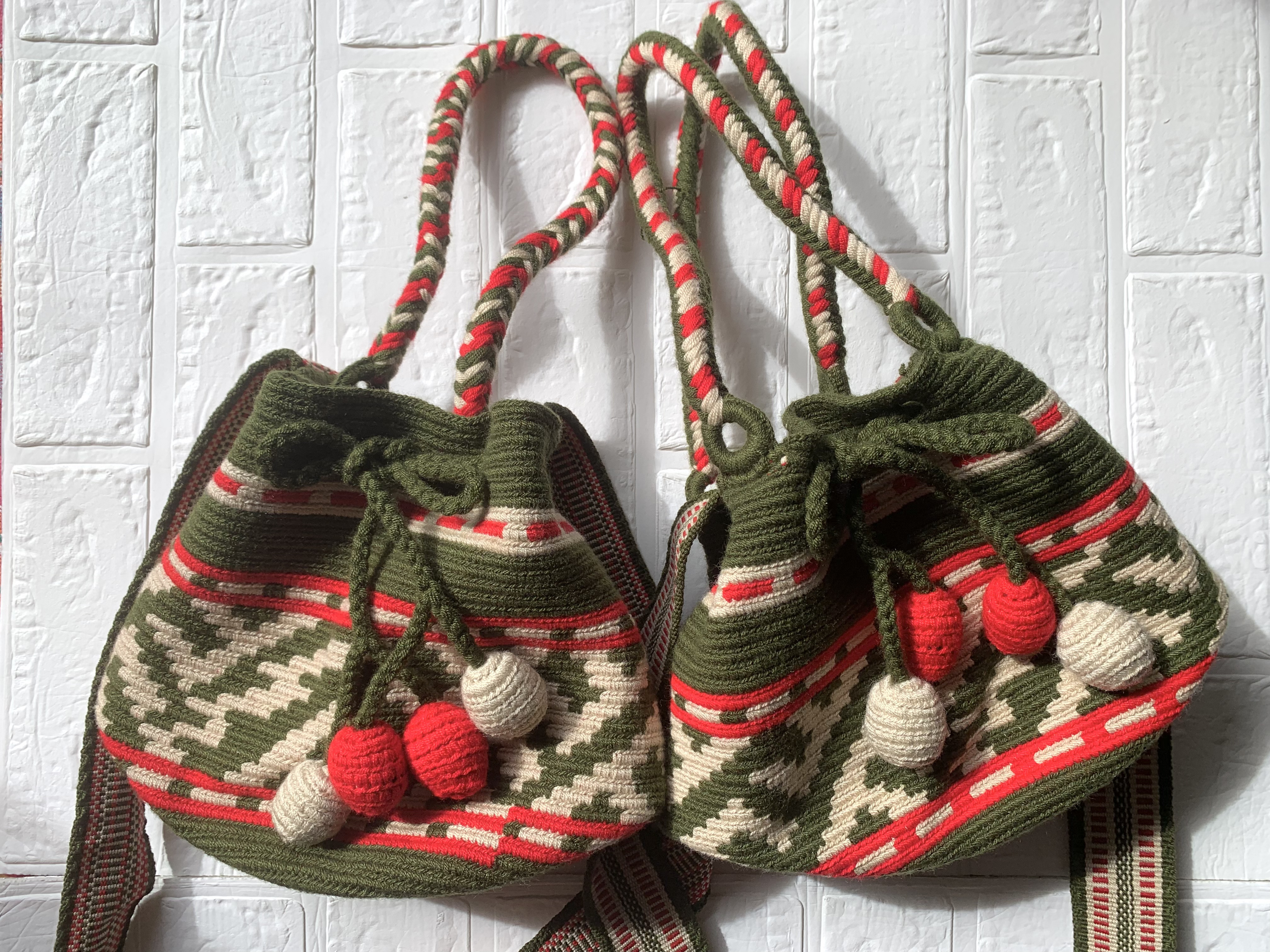 コロンビア発ワユーモチラM ダブルストラップ 2way グリーンティー