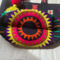 コロンビア発Wayuu トートバッグ フラワーXXL ネイビー 4枚目の画像