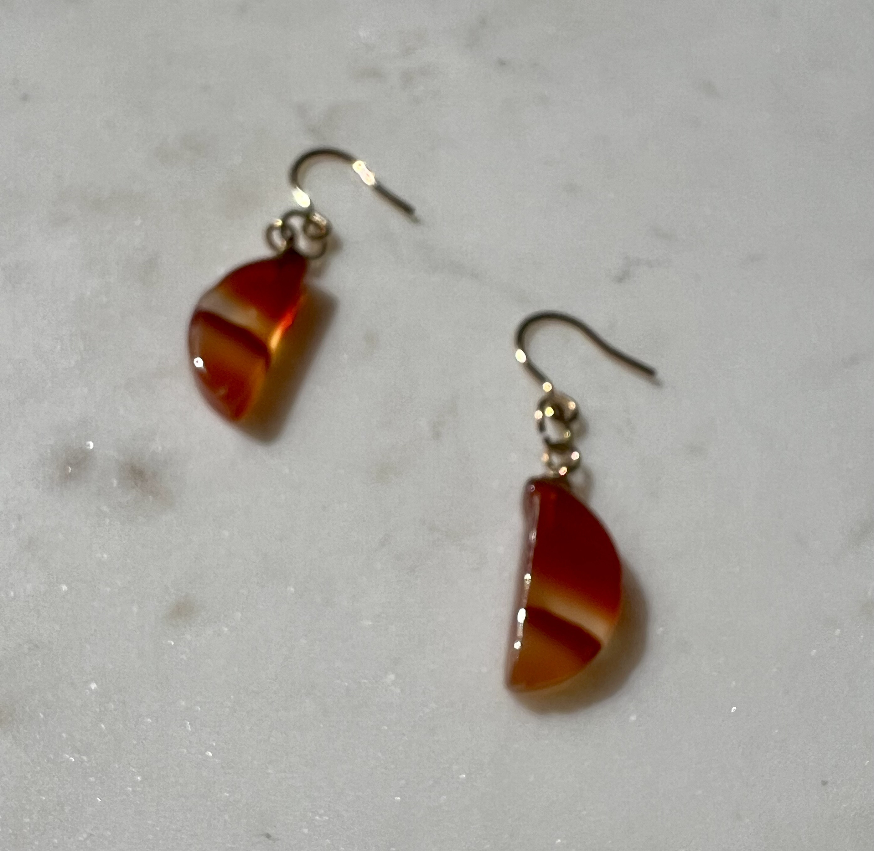 めのう ハーフムーン　ピアス / Half-Moon Agate Earrings＿14KGF