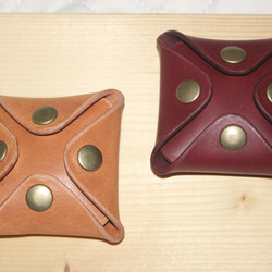 本革】スクエアコインケース - コンパクトで使いやすい硬貨収納 小銭