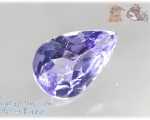 ゾイサイト タンザニア産 約 6.2 x 3.9 mm 0.33cts 自然光+レフ版