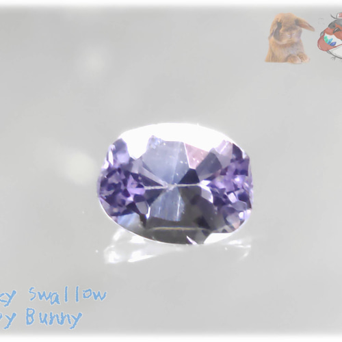 ゾイサイト タンザニア産 約 3.8 x 3.0 mm 0.21cts 自然光+レフ版