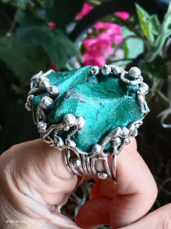 孔雀石原礦手工銀戒 純銀戒指~ 「丘」~ Malachite Mineral Silver Ring 第2張的照片