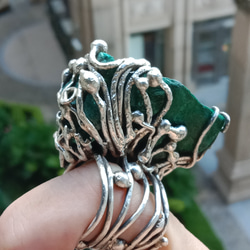 孔雀石原礦手工銀戒 純銀戒指~ 「丘」~ Malachite Mineral Silver Ring 第7張的照片