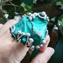 孔雀石原礦手工銀戒 純銀戒指~ 「丘」~ Malachite Mineral Silver Ring 第11張的照片