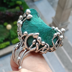 孔雀石原礦手工銀戒 純銀戒指~ 「丘」~ Malachite Mineral Silver Ring 第5張的照片