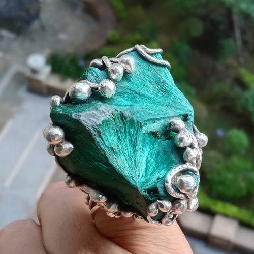 【完売】  マラカイト鉱物ハンドメイドシルバーリング～「Qiu アクセサリー