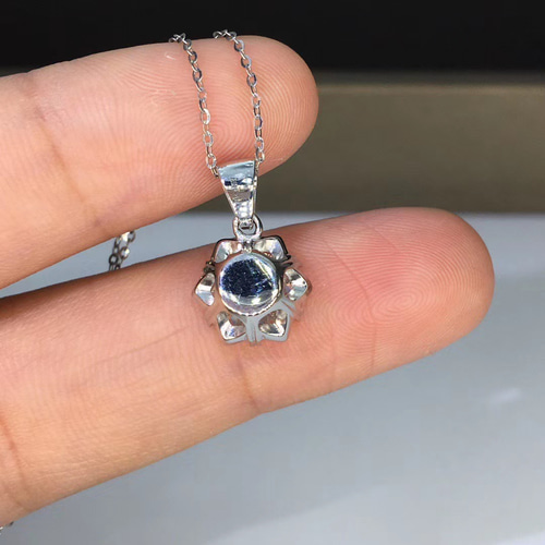 モアサナイト ダイヤ ネックレス k18WG ネックレス・ペンダント ルイ