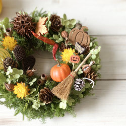 木の実のハロウィンリース 1枚目の画像