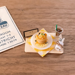 ミニチュアフード パンの置き時計作ってみました♪ フェイク＊ミニチュアフードの時計＊パン屋さん 大きめサイズ - SWEET