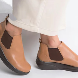 成人天然運動鞋底，側邊鬆緊帶靴，寬鬆版型，輕便，鞋底寬大，舒適 第6張的照片