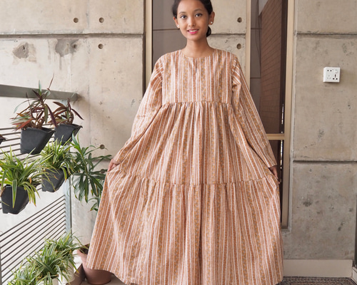 インド綿ティアードワンピース（スクリーンプリント） ワンピース