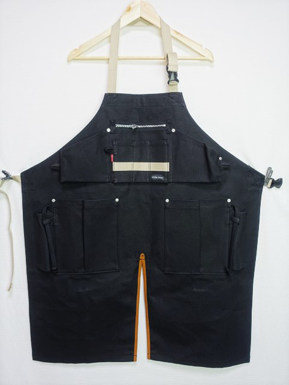(黒×黒)帆布エプロン2型・首掛けタイプ　Ｍ・Ｌサイズ 1枚目の画像