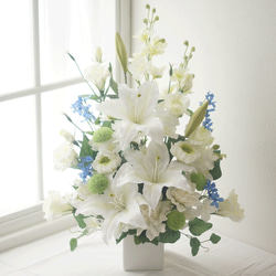 仏花】高さ60㎝ カサブランカと輪菊と胡蝶蘭の特大仏花(青） 初盆の