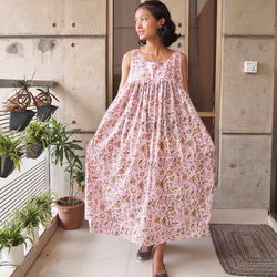 リバティ長袖ワンピース＜30チャイルドフッド・コラージュ ブルー