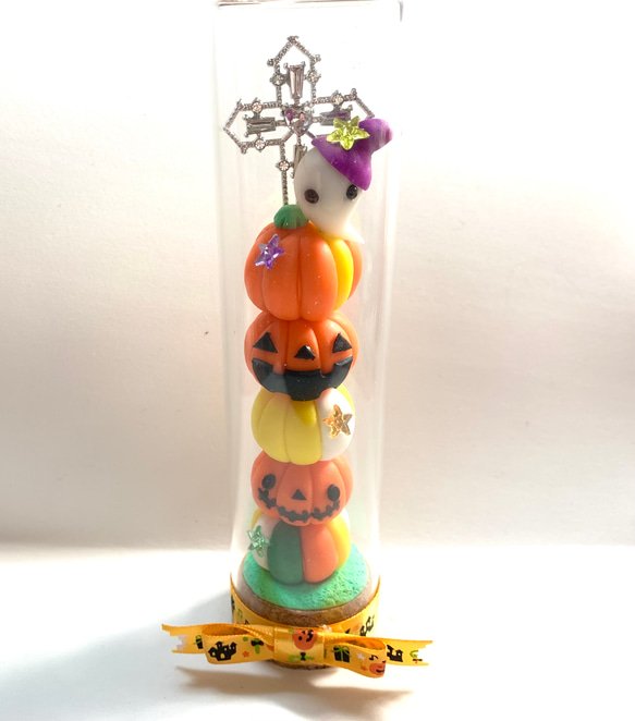 ハロウィン★カボチャタワー★仲良しお化け ☆ガラスケース入りハロウィンのかぼちゃタワー(受注生産) 樹脂粘土