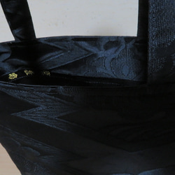 黒帯リメイクひし形に花模様冠婚葬祭ミニトートバック　西陣織 5枚目の画像