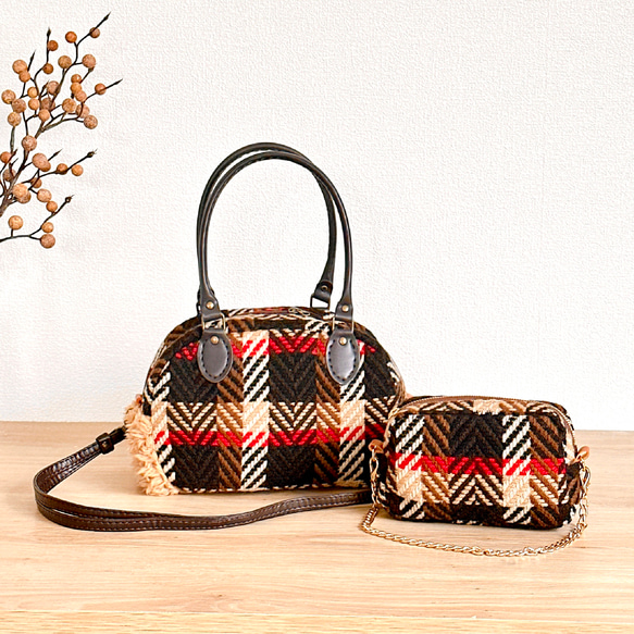 レトロチェックツイードとプードルボアのころんと2WAYボストンバッグ  