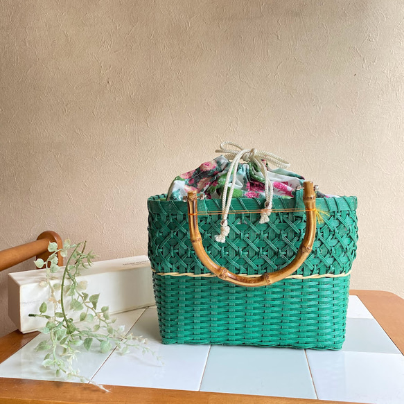 作家作品 緑色の天然素材竹編みかごバッグ 竹かごの店 かご屋 作家作品