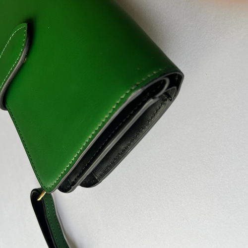 本革 超軽量260グラム お財布ショルダー スマホショルダー