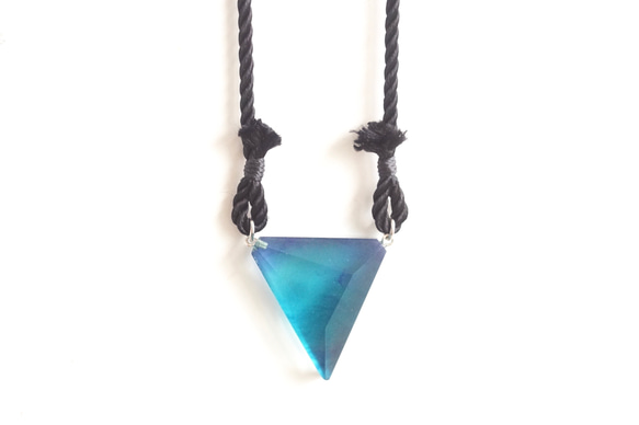 △▶▽ウミノガラス SEAGLASS PENDANT -B- 3枚目の画像