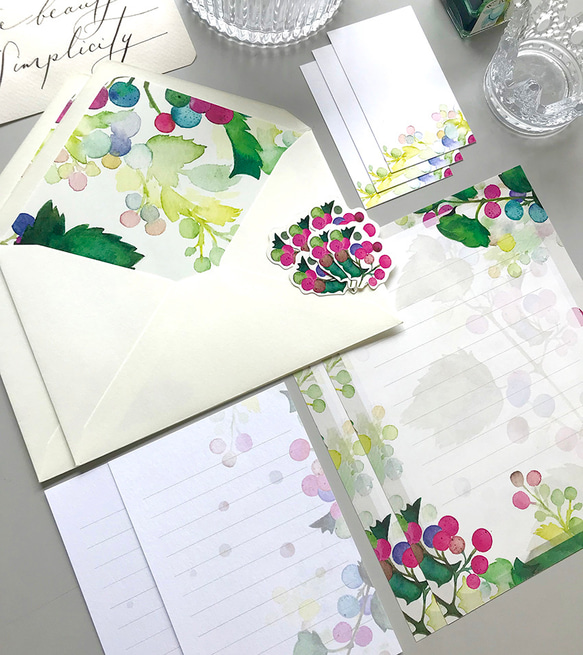 思い出の野ぶどう 詰め合わせ♡(ポスター・レターセット・フレークシール) 秋の福袋 9枚目の画像