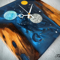 宇宙 ウッド レジン 壁掛け時計 (宇宙 / 惑星 / 月 / 宇宙船 /スプレーアート )　【1点もの】 5枚目の画像