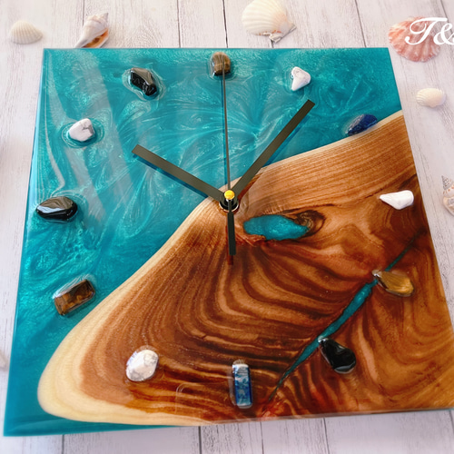 ウッド レジン 壁掛け時計 (沖縄ブルー / 海 /天然石) 【1点もの