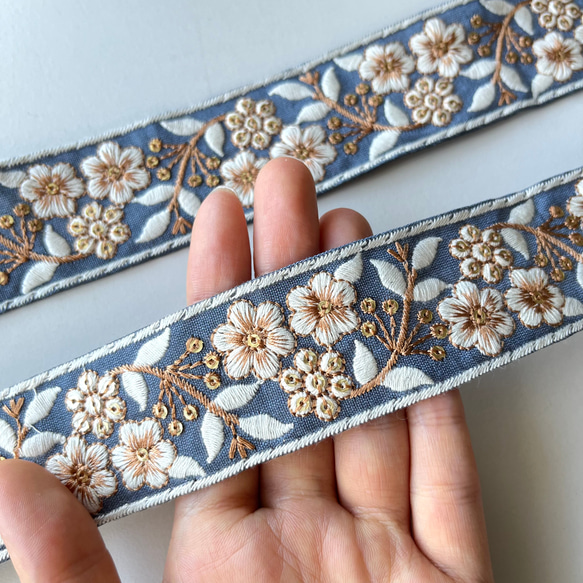 【50cm】インド刺繍リボン　ブルーグレー　シルク　GS863 2枚目の画像