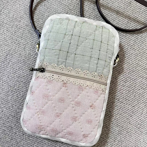 パッチワークキット小物/ナチュラルシックなスマホショルダー スマホ