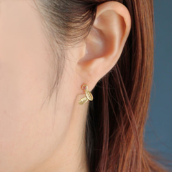 K18小葉子耳環 第3張的照片