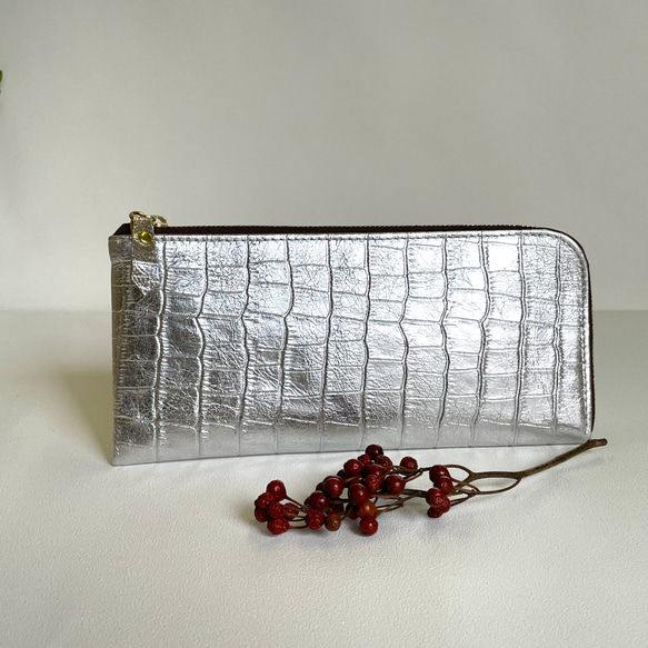 ピッグスキンのクロコダイル型押し長財布　ゴールド・シルバー 3枚目の画像