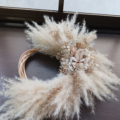 送料無料）ドライフラワーリース パンパスグラスと、 ドライフラワー
