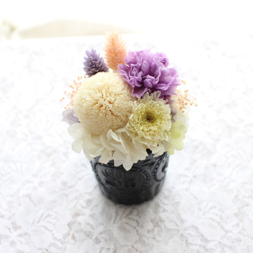 仏花、お供え花、造花　紫、ブルーのダリア、白マムアレンジ 仏花、お供え花、造花紫、ブルーのダリア、白マムアレンジ