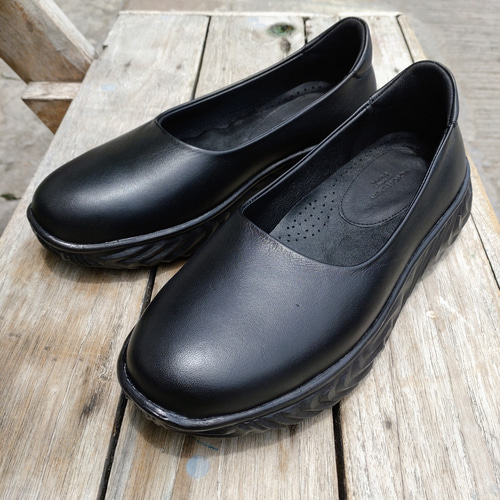 ◇超軽量◇スリッポン◇本革◇無料サイズ調整◇柔らかい革◇軽量