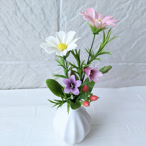 ♡そっと咲く♡ コスモス クレイフラワー アートフラワー BON