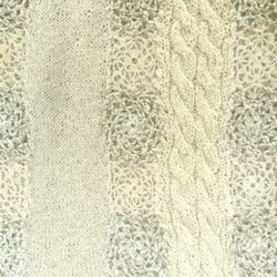 かぎ針編モチーフとケーブルのグレーレーシー7分袖セーター 8枚目の画像