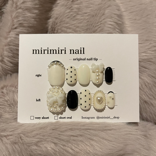 057 〗ネイルチップ モノトーンネイル フレンチガーリーネイル パール