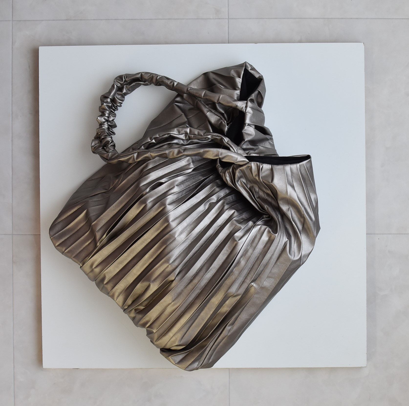 プリーツトートバッグ♡　フェイクレザー★マットゴールド　A４縦　Lsize