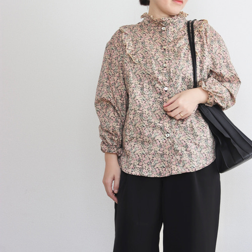 特集掲載】Ladies 愛されフリルブラウス/リバティ/チャイブ/小花柄  