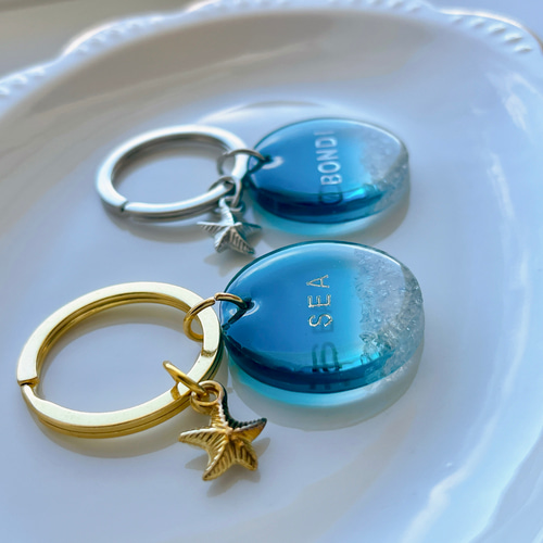 名入れ ラッピング無料 ハンドメイド レジン キーホルダー チャーム 海 名入れ ラッピング無料 ハンドメイド レジン キーホルダー