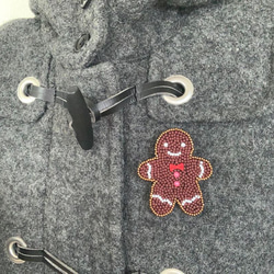 冬が楽しみになるジンジャーマンクッキーのビーズ刺繍ブローチ＊Creema限定 10枚目の画像