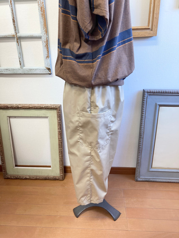 夏日清涼褲❤️ 四分之三長寬邊口袋褲 米色（尺碼隨意 L - LL） 第4張的照片