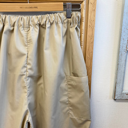 夏日清涼褲❤️ 四分之三長寬邊口袋褲 米色（尺碼隨意 L - LL） 第7張的照片