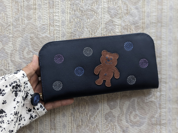 刺繍革財布『SHABON＆bear』NAVY（牛革）ラウンドファスナー☆「青」or「赤」☆ 5枚目の画像